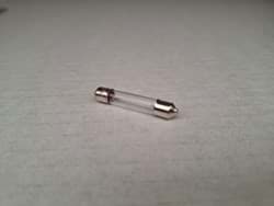 Toon details voor LAMPADA A SILURO 12V 3W Afbeelding van LAMPADA A SILURO 12V 3W