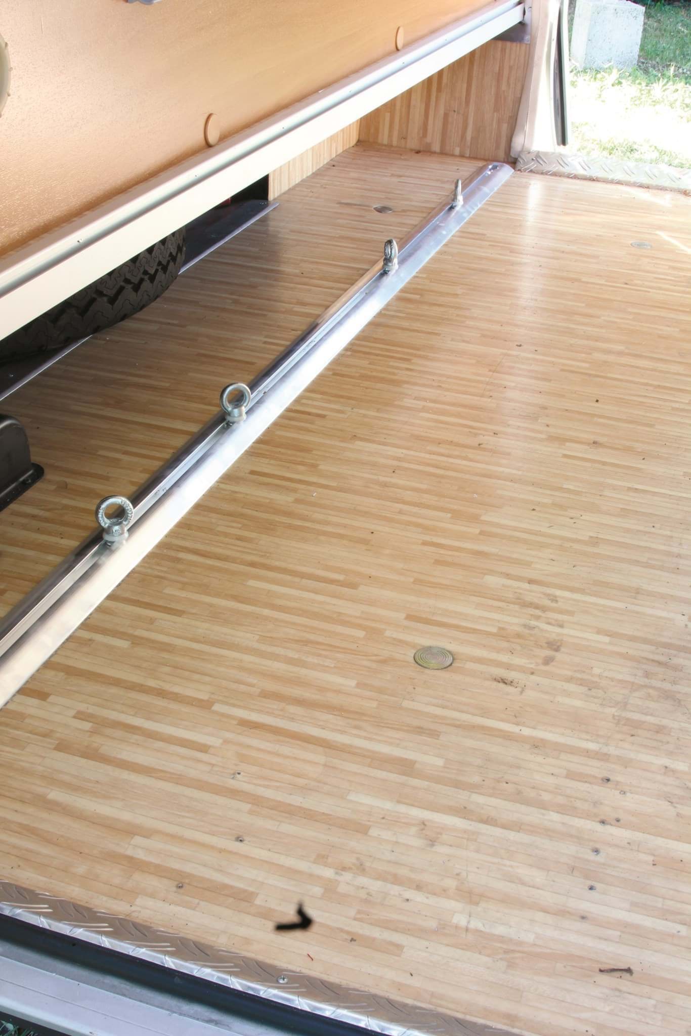 Afbeelding van FIAMMA GARAGE BAR PREMIUM 