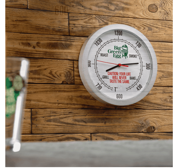 Afbeelding van BIG GREEN EGG WALL CLOCK